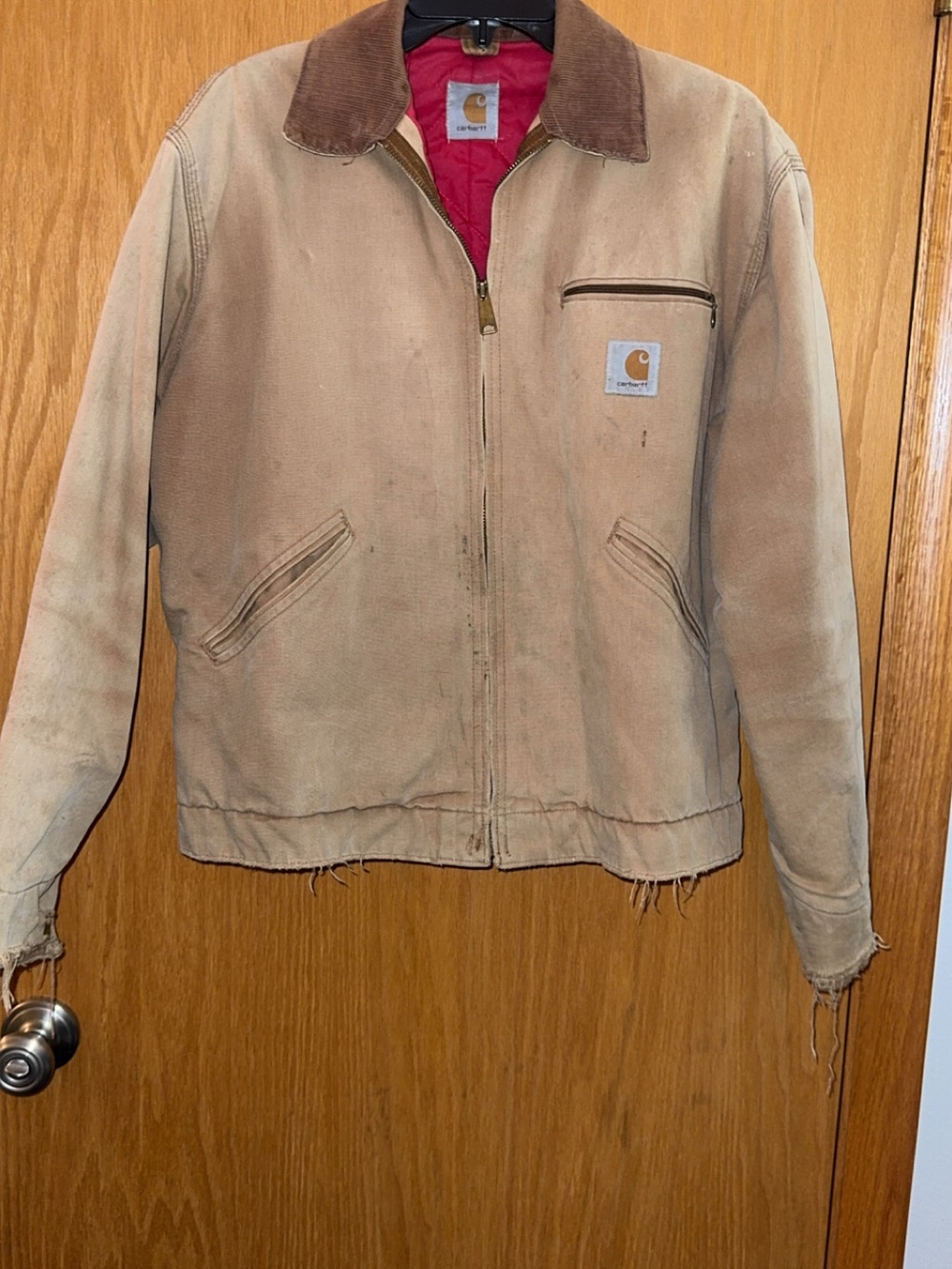 Vintage Carhartt Detroit Jacket Red Quilt Lined Thrashed Distressed Approx Large